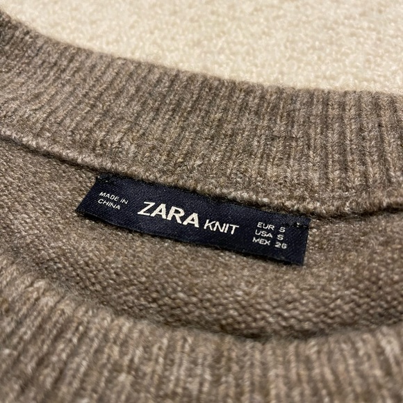 Zara Sweater - Picture 3 of 3
